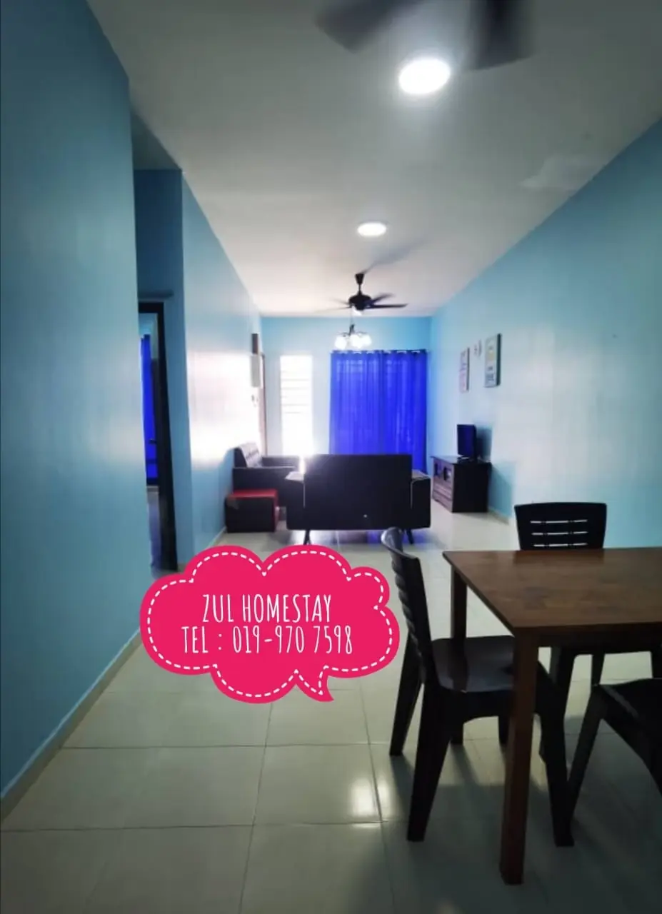 ruang makan keluarga homestay kuantan